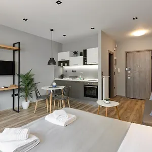 https://apt-sts-eight-6-1.hotelschalkidiki.net